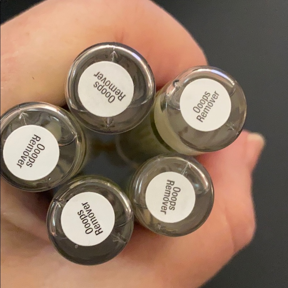 LipSense by SeneGence Ooops Remover